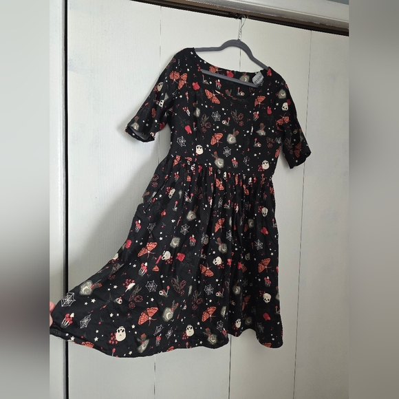 Collectif Halloween Dress - Picture 3 of 5